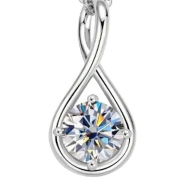 18k Gold Plated Solitaire 2 Carat Moissanite Elegant Teardrop Clavicle Necklace - Picture 2 of 3